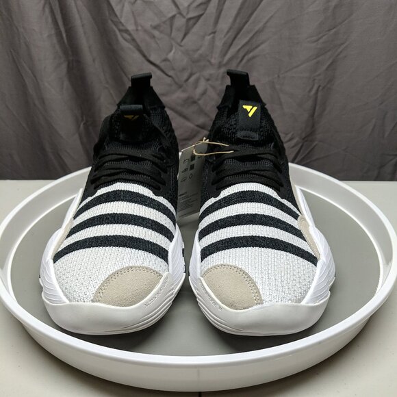 adidas Trae Young 2 Super Villain Black White Basketball Shoes Sneakers NWT - Picture 2 of 14